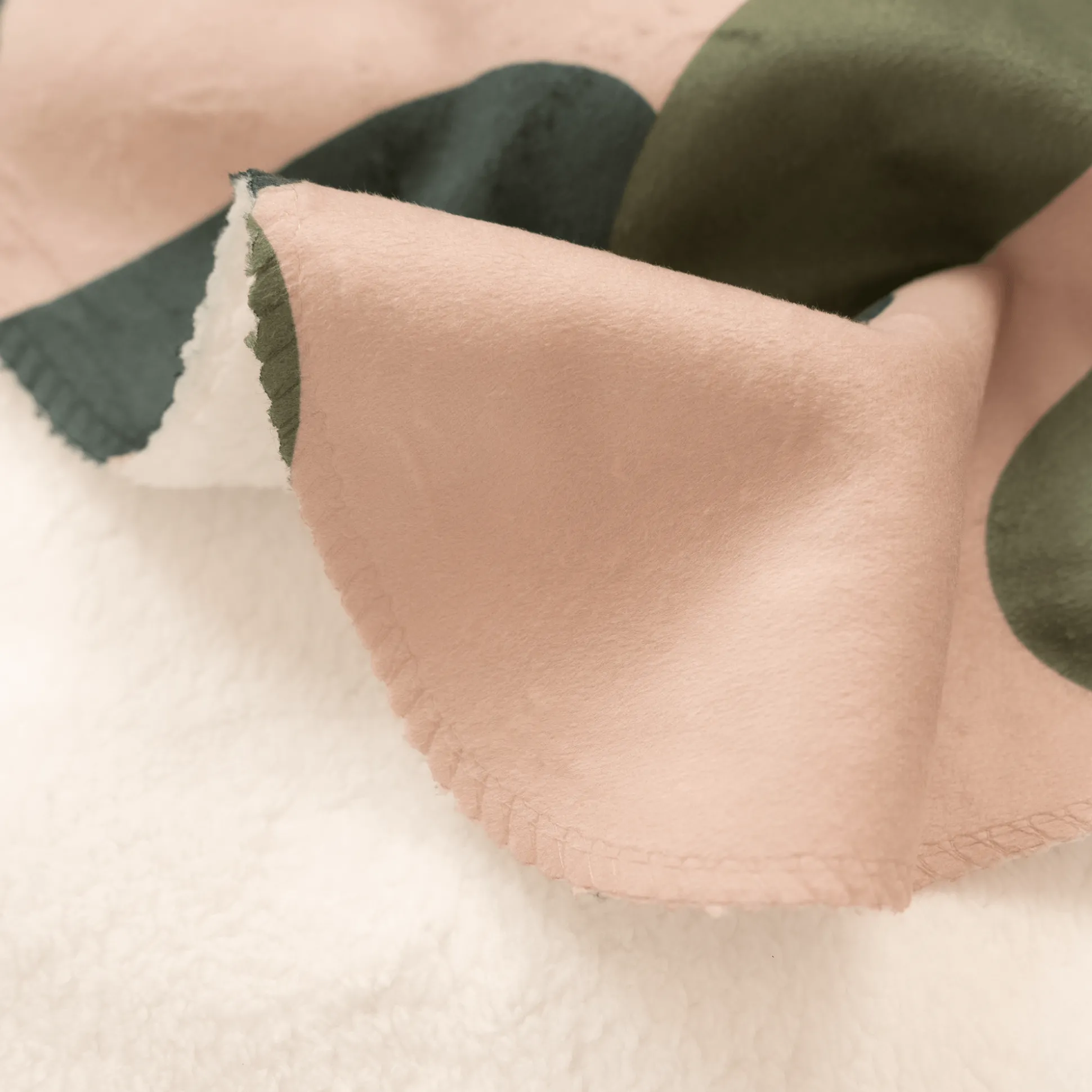 Commando - Fleece Blanket