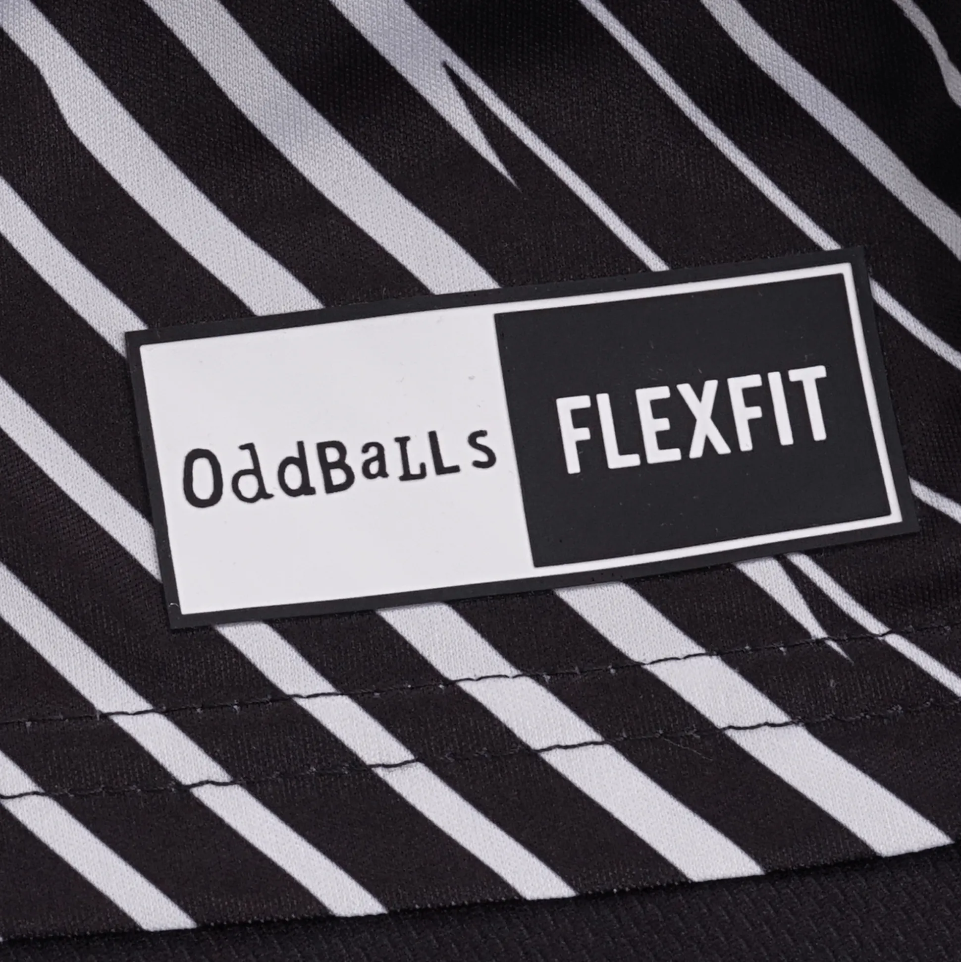 Zig Zag - Black / Grey - Flex Fit - Mens Training T-Shirt